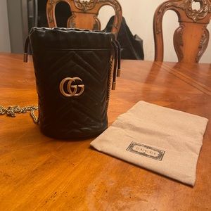 Gucci Marmont Matelasse Mini Bucket Bag